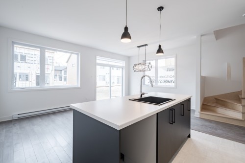 Cuisine - 8805 Rue Du Chapelier, Mirabel, QC - Indoor Photo Showing Kitchen