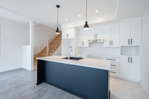 Cuisine - 8805 Rue Du Chapelier, Mirabel, QC - Indoor Photo Showing Kitchen With Upgraded Kitchen