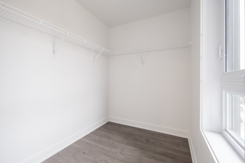 Penderie (Walk-in) - 8805 Rue Du Chapelier, Mirabel, QC - Indoor With Storage