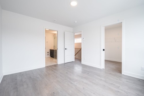 Chambre à coucher principale - 8805 Rue Du Chapelier, Mirabel, QC - Indoor Photo Showing Other Room