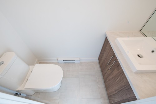 Salle d'eau - 8805 Rue Du Chapelier, Mirabel, QC - Indoor Photo Showing Bathroom