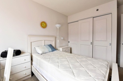 Chambre à coucher - 723-1225 Rue Notre-Dame O., Montréal (Ville-Marie), QC - Indoor Photo Showing Bedroom
