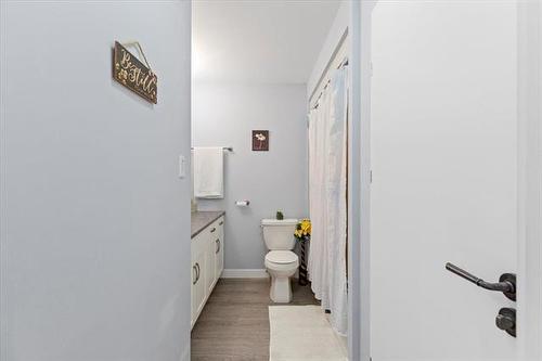 77 Amberfield Dr, Mitchell, MB 