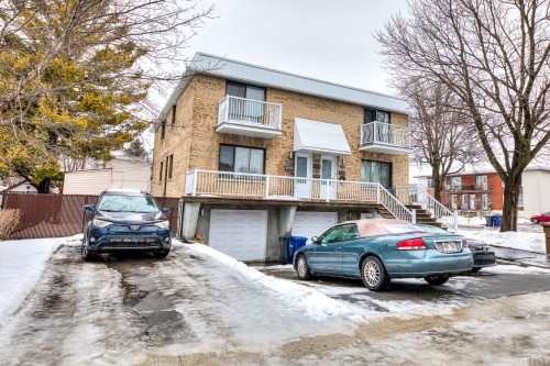 Façade - 200 Rue De Manthet, Laval (Sainte-Rose), QC - Outdoor With Facade
