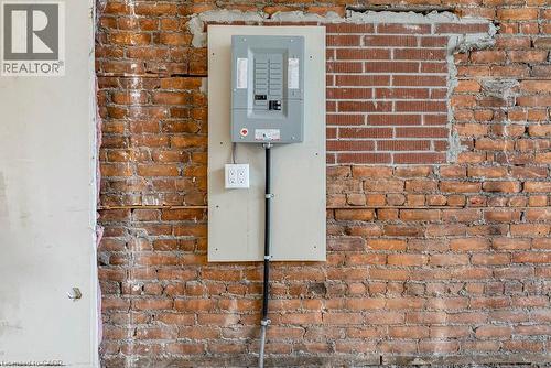 309 Barton Street E, Hamilton, ON 