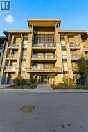 35 SOUTHSHORE Crescent Unit# 228  Stoney Creek, ON L8E 0J2