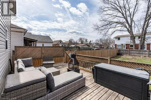 99 Robins Avenue, Hamilton, ON - Outdoor With Deck Patio Veranda