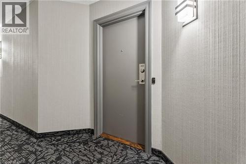 1201 North Shore Boulevard E Unit# 302, Burlington, ON - Indoor Photo Showing Other Room