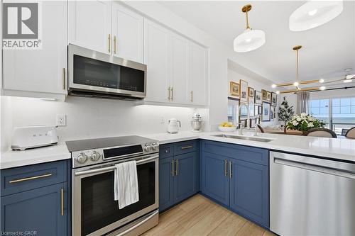 337 Beach Boulevard Unit# 7, Hamilton, ON - Indoor Photo Showing Kitchen With Stainless Steel Kitchen