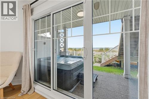 337 Beach Boulevard Unit# 7, Hamilton, ON -  With Exterior