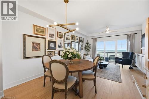 337 Beach Boulevard Unit# 7, Hamilton, ON - Indoor Photo Showing Dining Room