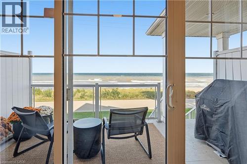 337 Beach Boulevard Unit# 7, Hamilton, ON - Indoor Photo Showing Other Room