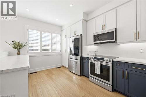 337 Beach Boulevard Unit# 7, Hamilton, ON - Indoor Photo Showing Kitchen With Stainless Steel Kitchen