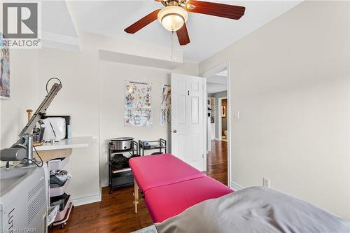233 Garrison Road, Fort Erie, ON - Indoor Photo Showing Bedroom