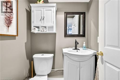233 Garrison Road, Fort Erie, ON - Indoor Photo Showing Bathroom