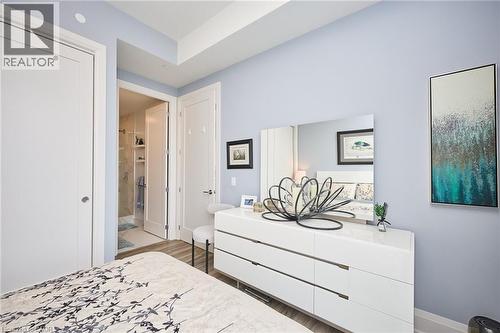 385 Winston Road Unit# 1807, Grimsby, ON - Indoor Photo Showing Bedroom