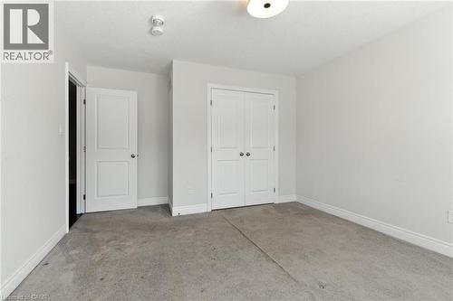 43 Riesling Court, Hamilton, ON - Indoor Photo Showing Other Room