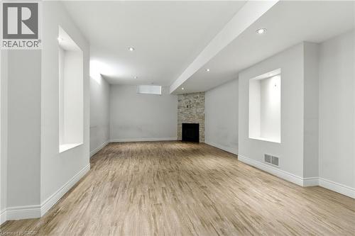 43 Riesling Court, Hamilton, ON - Indoor With Fireplace