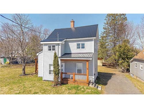 11 Elizabeth St, Saint Stephen, NB 