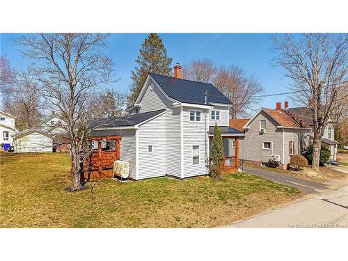 11 Elizabeth St, Saint Stephen, NB 