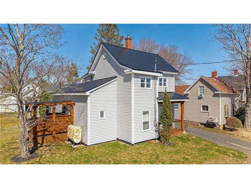 11 Elizabeth St, Saint Stephen, NB 