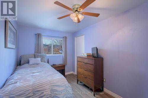 40 Joycelyn Drive, Mississauga, ON - Indoor Photo Showing Bedroom