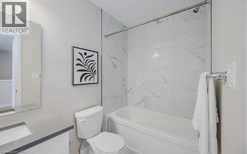 66 Ayr Meadows Crescent, Ayr, ON - Indoor Photo Showing Bathroom