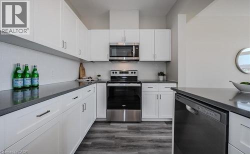 66 Ayr Meadows Crescent, Ayr, ON - Indoor Photo Showing Kitchen