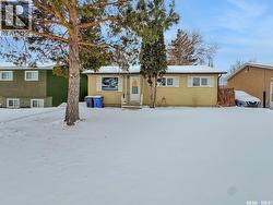 1421 112th STREET  North Battleford, SK S9A 3B1