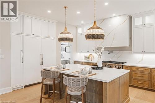 362 Harmony Hall Drive, Ancaster, ON - Indoor Photo Showing Kitchen With Upgraded Kitchen