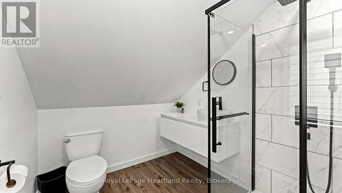 162 Wellington Street S, Goderich (Goderich (Town)), ON - Indoor Photo Showing Bathroom