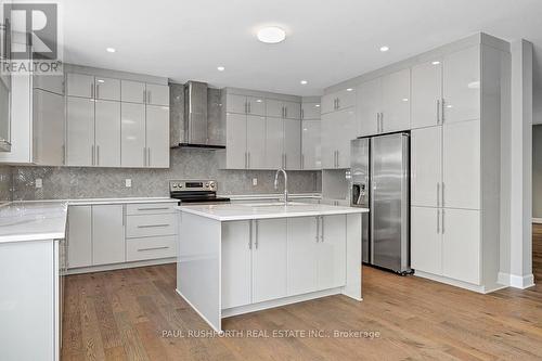 Kitchen - 147 Aquarium Avenue, Ottawa, ON - Indoor Photo Showing Kitchen With Upgraded Kitchen