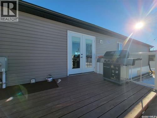 11 & 12 Mirror Place, Macklin, SK - Outdoor With Deck Patio Veranda With Exterior