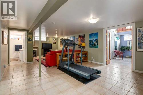 55 Heston Street Nw, Calgary, AB - Indoor