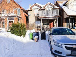 167 Westmount Avenue  Toronto, ON M6E 3M6