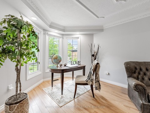 5245 Champlain Trail, Mississauga, ON - Indoor