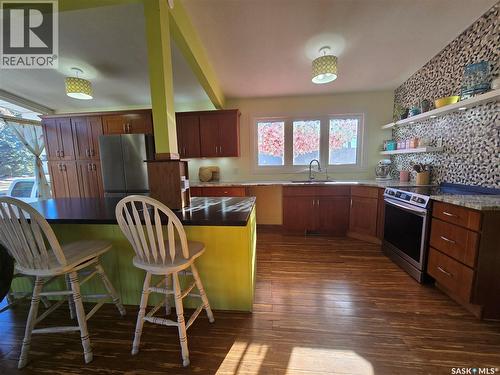 531 Scott Street, Weyburn, SK - Indoor