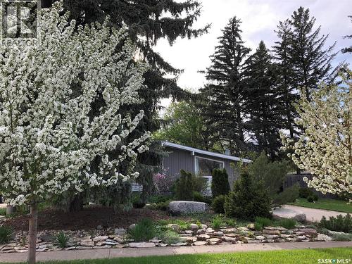 531 Scott Street, Weyburn, SK - Outdoor