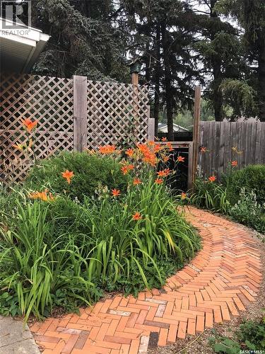 531 Scott Street, Weyburn, SK - Outdoor