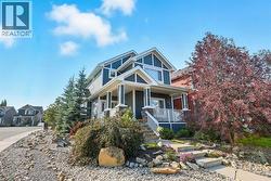 1 River Heights Green  Cochrane, AB T4C 0J6