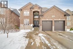 2280 DANDURAND  Windsor, ON N9E 4Z7