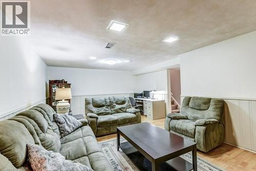 2779 Andorra Circle, Mississauga, ON - Indoor Photo Showing Living Room