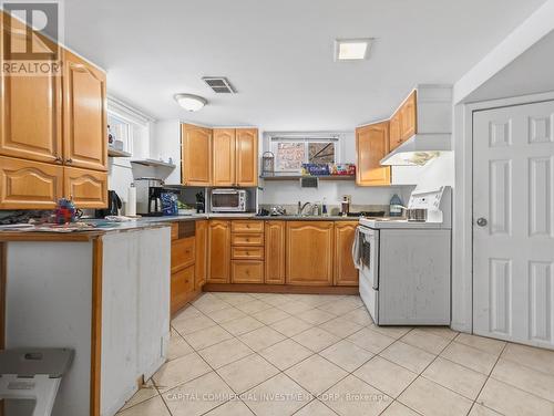 220 Compton Avenue, Ottawa, ON - Indoor