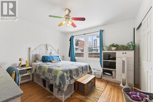 220 Compton Avenue, Ottawa, ON - Indoor Photo Showing Bedroom