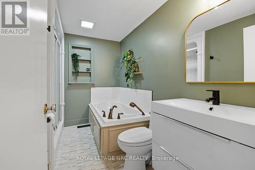 3754 Highland Drive, Fort Erie (Ridgeway), ON - Indoor Photo Showing Bathroom