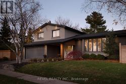 134 FAIRWOOD PLACE W  Burlington, ON L7T 4B6