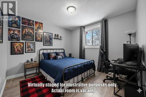 407 Murphy Road, Sarnia, ON - Indoor Photo Showing Bedroom