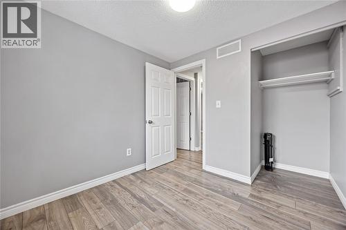 407 Murphy Road, Sarnia, ON - Indoor Photo Showing Other Room