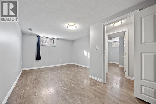 407 Murphy Road, Sarnia, ON - Indoor Photo Showing Other Room