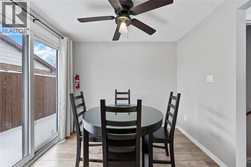 407 Murphy Road, Sarnia, ON - Indoor Photo Showing Dining Room